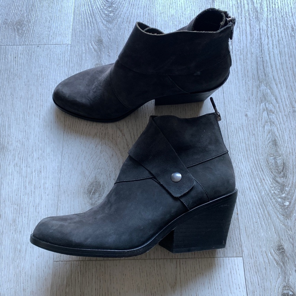 Eileen Fisher Women Suede Tag Wrap-Snap Black Leather Ankle Booties Sz 6
